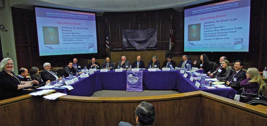 A round-table forum on “Space Law in the Era of Globalization”